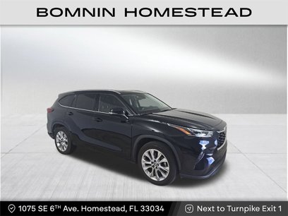 Used 2023 Toyota Highlander Limited