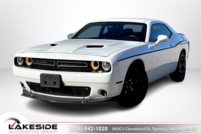 Used 2015 Dodge Challenger SXT Plus