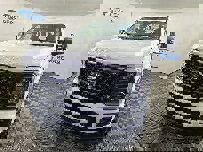 New 2025 Ford F350 4x4 SuperCab Super Duty