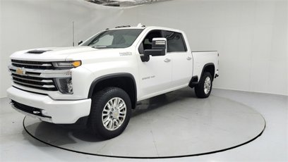 Used 2023 Chevrolet Silverado 2500 High Country w/ Z71 Off-Road Package