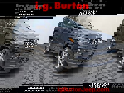 New 2025 Jeep Compass Latitude