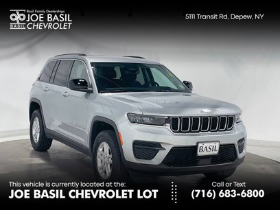 Used 2023 Jeep Grand Cherokee Laredo
