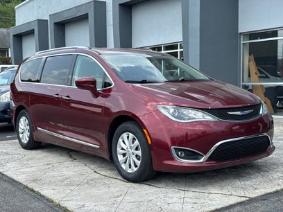 Used 2018 Chrysler Pacifica Touring-L Plus