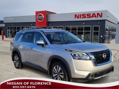 Used 2023 Nissan Pathfinder SL