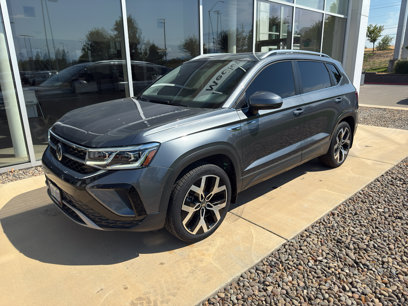Used 2022 Volkswagen Taos SEL w/ Panoramic Sunroof Package