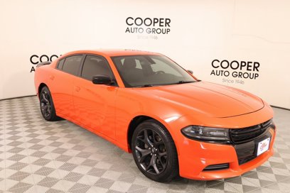 Used 2020 Dodge Charger SXT w/ Blacktop Package