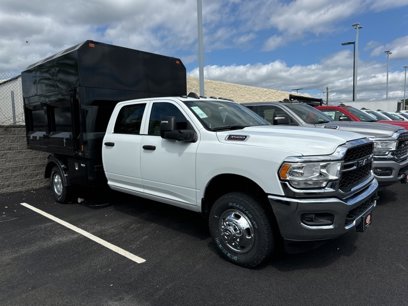 New 2024 RAM 3500 Tradesman w/ Chrome Appearance Group