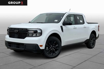 New 2024 Ford Maverick Lariat w/ Black Appearance Package