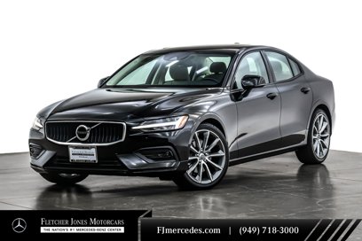 Used 2021 Volvo S60 T5 Momentum w/ Premium Package