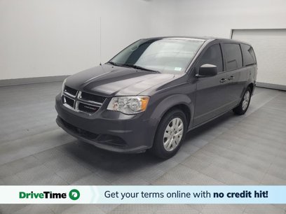 Used 2018 Dodge Grand Caravan SE w/ UConnect Hands-Free Group