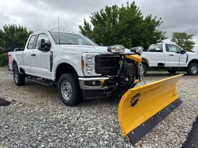 New 2024 Ford F250 XL w/ FX4 Off-Road Package