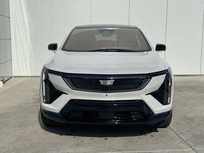New 2025 Cadillac Optiq Sport 2 w/ LPO, ONYX Package