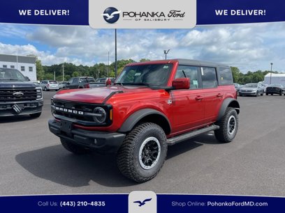 New 2024 Ford Bronco Outer Banks w/ Sasquatch Package