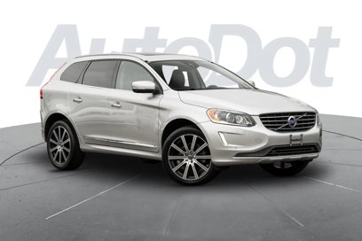 Used 2017 Volvo XC60 T6 Inscription w/ Climate Package