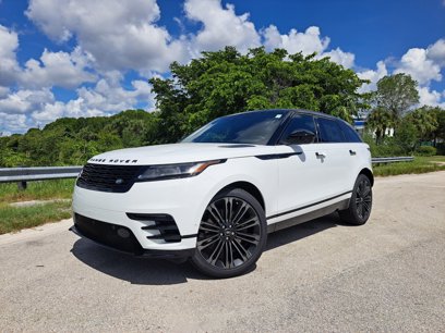 New 2026 Land Rover Range Rover Velar Dynamic SE