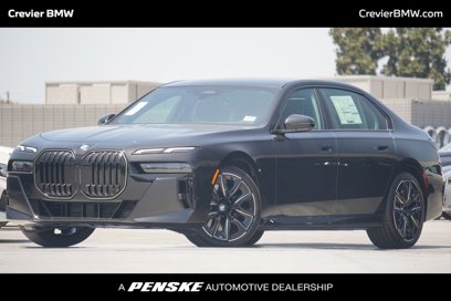 New 2025 BMW 740i xDrive w/ Premium Package