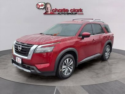 New 2025 Nissan Pathfinder SL