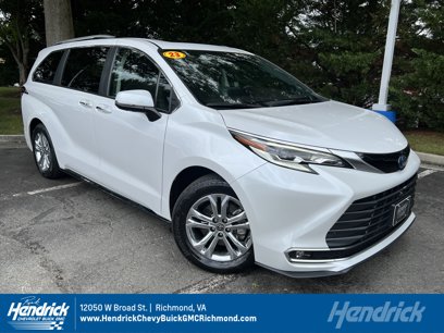 Used 2023 Toyota Sienna Platinum