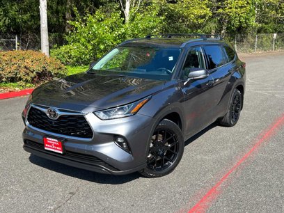 Certified 2022 Toyota Highlander Limited