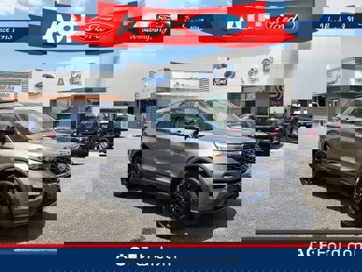 Certified 2023 Ford Explorer ST-Line w/ Class IV Trailer Tow Package