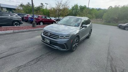 Used 2022 Volkswagen Tiguan SEL R-Line