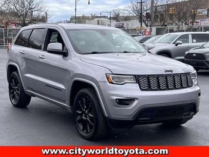 Used 2020 Jeep Grand Cherokee Altitude