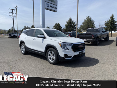 Used 2024 GMC Terrain SLE
