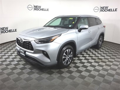 Used 2022 Toyota Highlander XLE