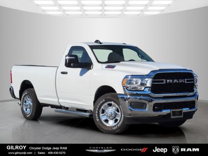 New 2024 RAM 2500 Tradesman w/ Chrome Appearance Group