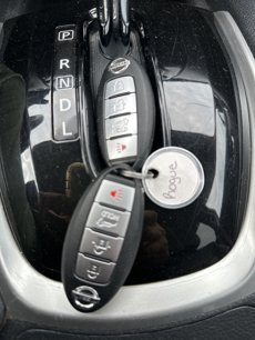 Used 2016 Nissan Rogue SL