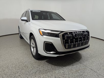 Certified 2025 Audi Q7 2.0T Premium w/ Convenience Package