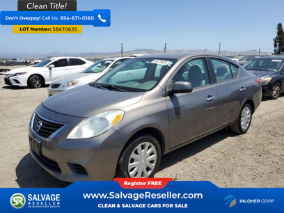 Used 2013 Nissan Versa SV w/ Convenience Pkg