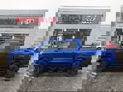 New 2025 Nissan Frontier PRO-4X w/ Pro Convenience Package