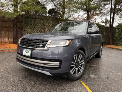 Used 2025 Land Rover Range Rover SE