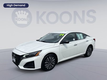 Used 2024 Nissan Altima 2.5 SV
