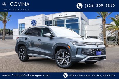 New 2025 Volkswagen Tiguan SE