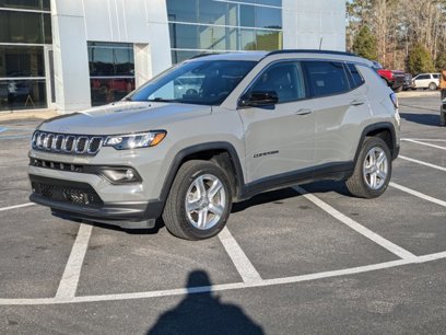 Used 2023 Jeep Compass Latitude w/ Convenience Group