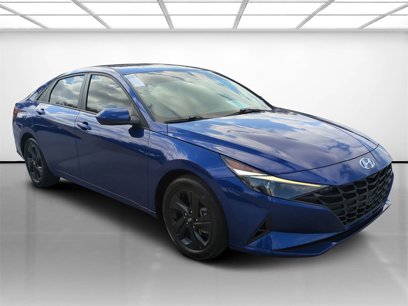 Used 2022 Hyundai Elantra SEL w/ Cargo Package