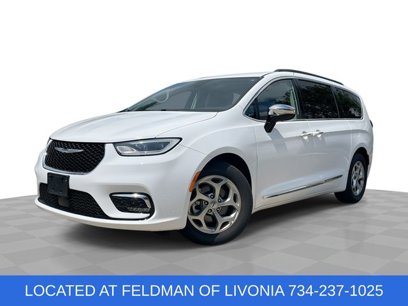 Used 2023 Chrysler Pacifica Limited