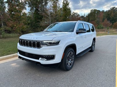 New 2024 Jeep Wagoneer L 4WD w/ Premium Group I