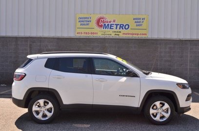 Used 2022 Jeep Compass Latitude w/ Convenience Group