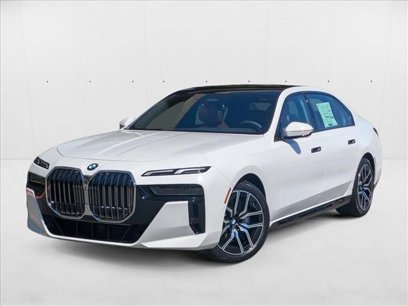 New 2025 BMW 740i xDrive w/ Premium Package