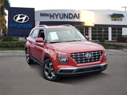 Certified 2022 Hyundai Venue SEL w/ Cargo Package
