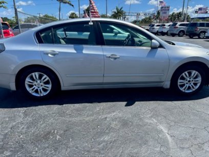 Used 2010 Nissan Altima 2.5 S w/ Convenience Pkg