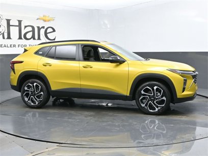 New 2025 Chevrolet Trax RS w/ Sunroof Package