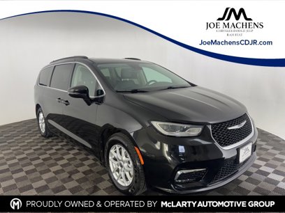 Used 2022 Chrysler Pacifica Touring-L