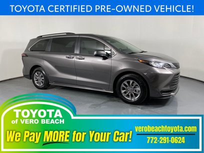 Certified 2022 Toyota Sienna LE