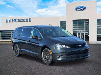 Used 2023 Chrysler Voyager LX