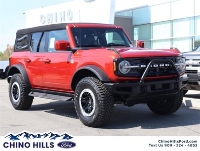 New 2024 Ford Bronco Outer Banks w/ Sasquatch Package