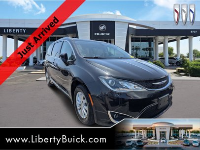 Used 2019 Chrysler Pacifica Touring-L